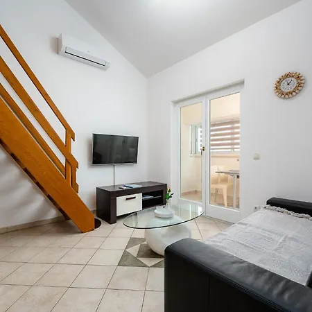 Apartment More * Zambratija (Istria)